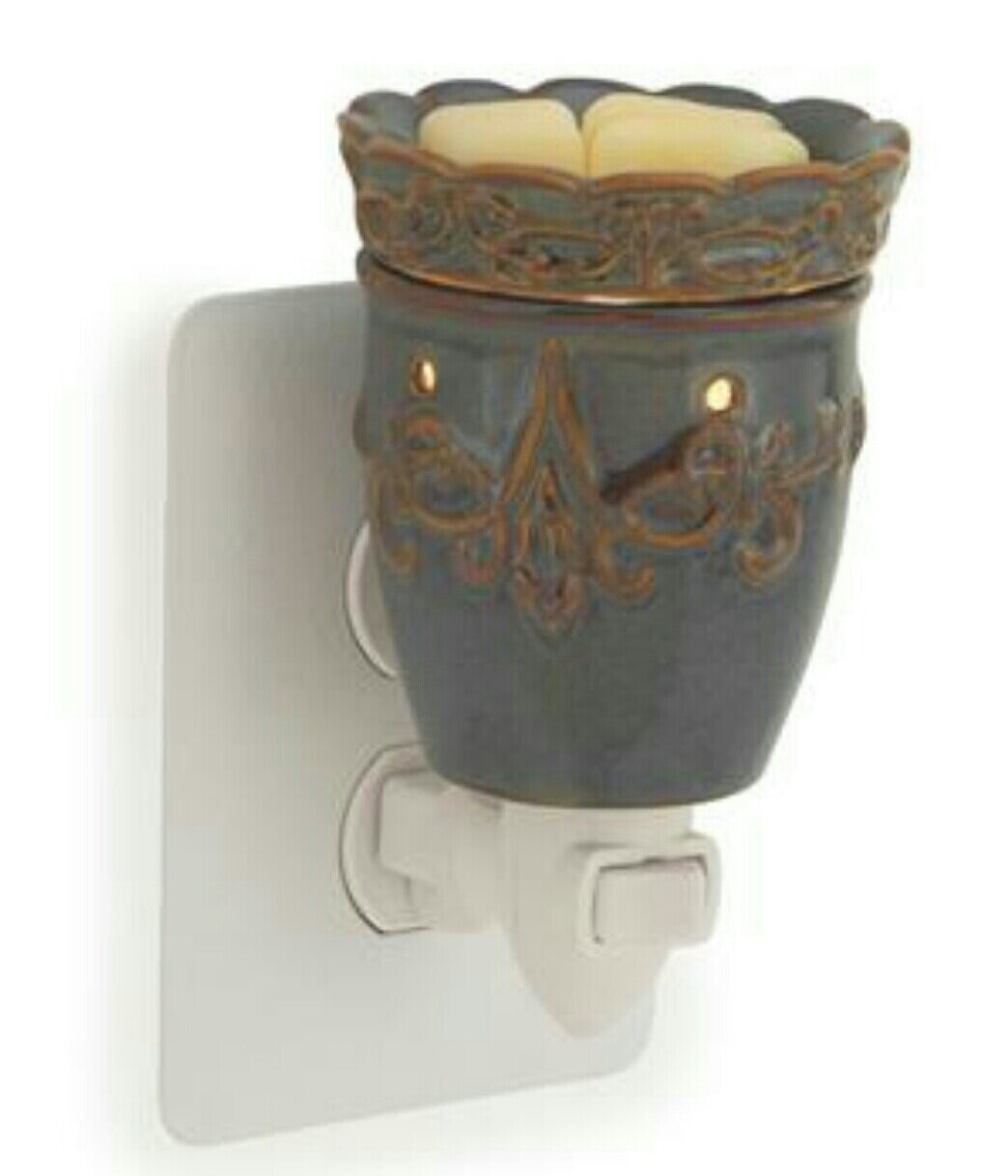 Imperial Plum Pluggable Warmer